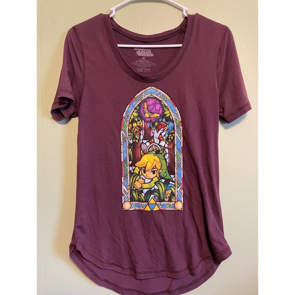 Nintendo Tops - Womens Ledgend of Zelda shirt